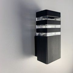 Уличный светильник LineF 8024-1W BK